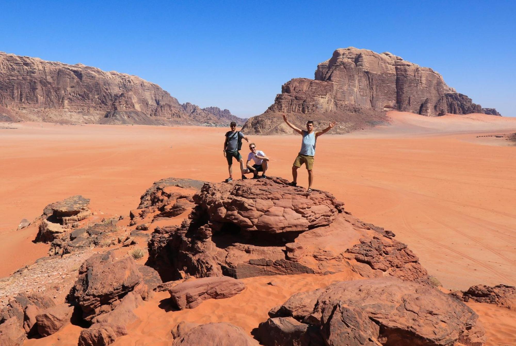 Wadi Rum Mundo Camp 亚喀巴 外观 照片