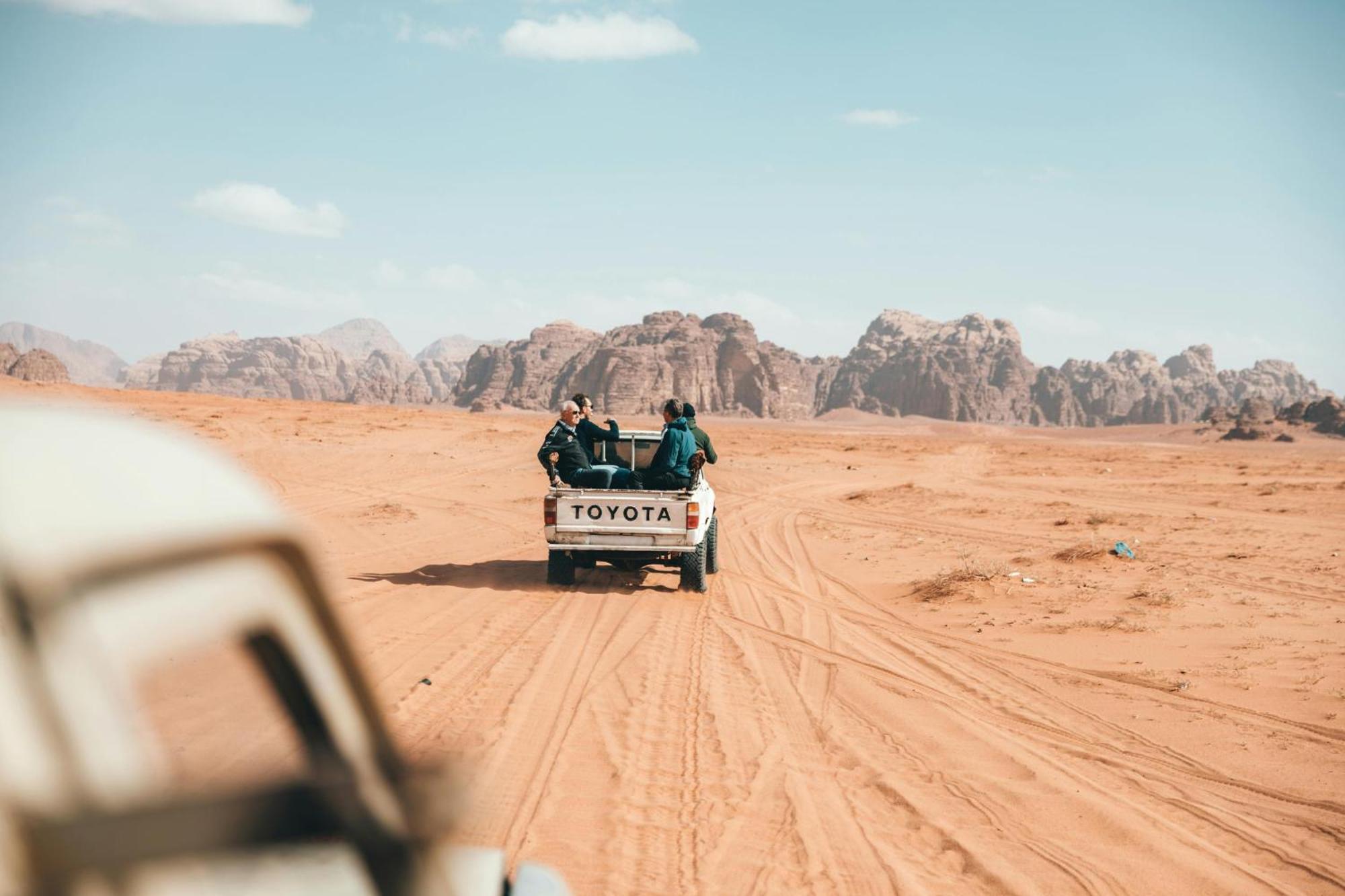 Wadi Rum Mundo Camp 亚喀巴 外观 照片